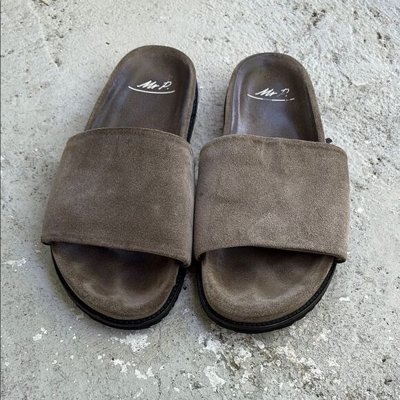 Mr P. Suede slides